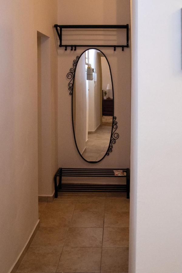 Theatroom Apartman Егер Екстериор снимка